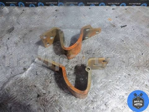 Петля двери передней правой Mercedes 310, 1990 г., арт. 00098364