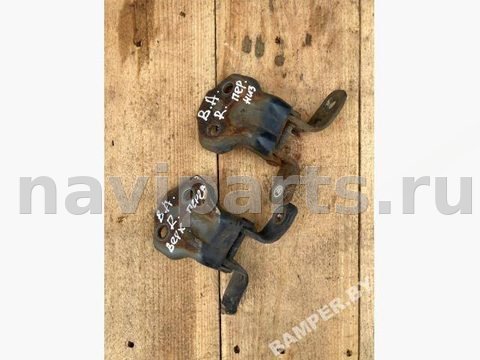 Петля двери передней правой Mazda 323, 1998 г., арт. 108301763