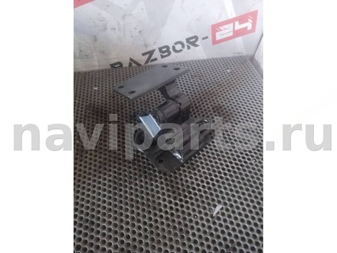 Петля двери передней правой MAN TGX, 2008 г., OEM 81626906052, арт. 1946