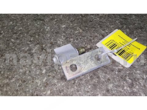Петля двери передней правой BMW 5 E34, 1992 г., арт. 22303007003