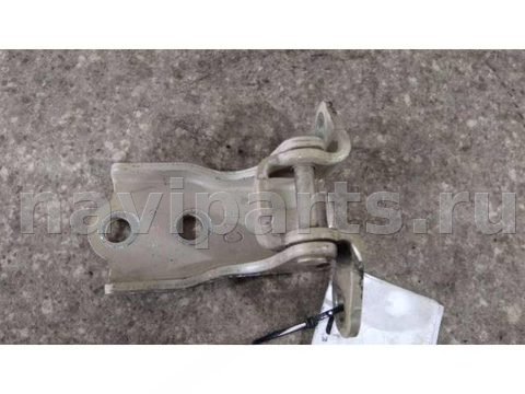 Петля двери передней правой Chevrolet Captiva, 2011 г., арт. 22304005008