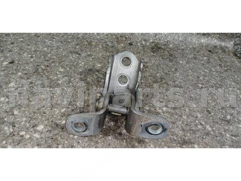 Петля двери передней правой Lexus RX, 2005 г., арт. 22324001001
