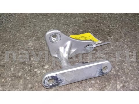 Петля двери передней правой Mercedes C W203, 2002 г., арт. 22326011004, фото 2
