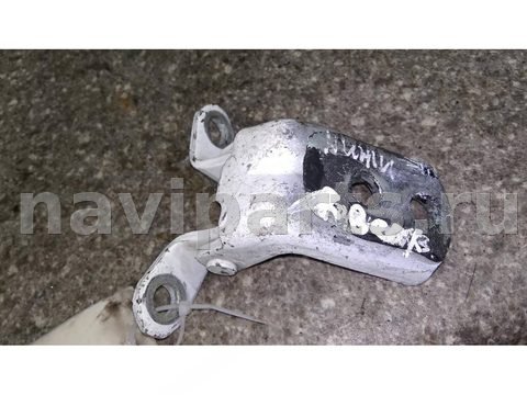 Петля двери передней правой Nissan Qashqai, 2012 г., арт. 22329035002