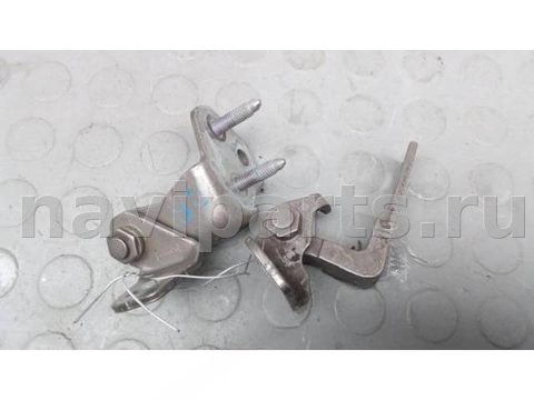 Петля двери передней правой Ford Focus, 2019 г., арт. 2BM16FB01