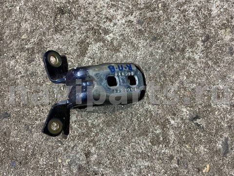 Петля двери передней правой Chevrolet Equinox, 2020 г., OEM 80066P, арт. 33210431617
