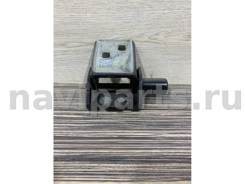 Петля двери передней правой Renault Clio, 2007 г., арт. 41214929