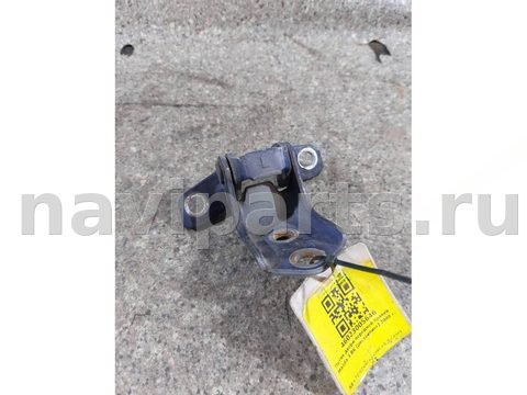 Петля двери передней правой Mazda 3, 2008 г., арт. 46023005646
