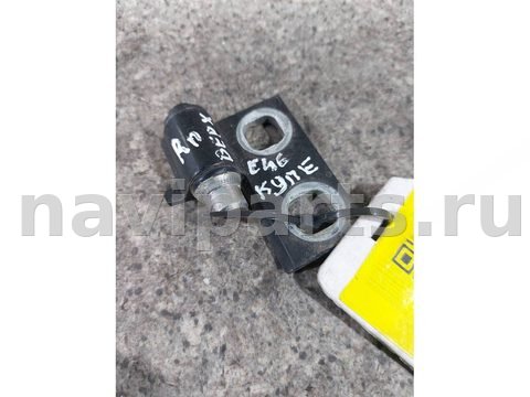 Петля двери передней правой BMW 3 E46, 2005 г., арт. 46023018938