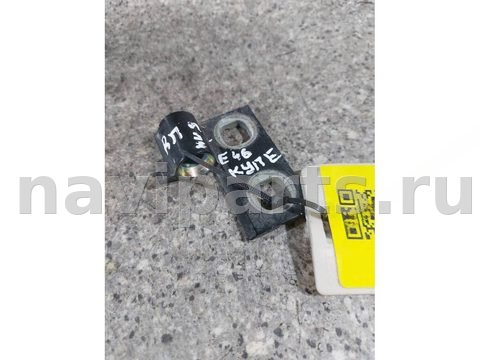 Петля двери передней правой BMW 3 E46, 2005 г., арт. 46023018939