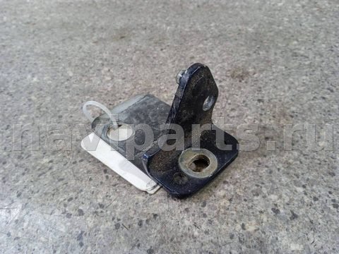 Петля двери передней правой Audi A6, 2006 г., арт. 46023021208