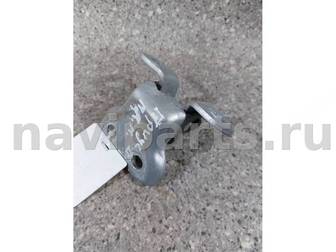 Петля двери передней правой Toyota Prius, 2004 г., арт. 46023024474