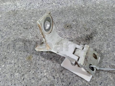Петля двери передней правой Audi 80, 1994 г., OEM 893831401, арт. 46023025430
