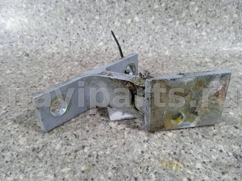 Петля двери передней правой Audi A6, 1996 г., OEM 4A0881401A, арт. 46023033863
