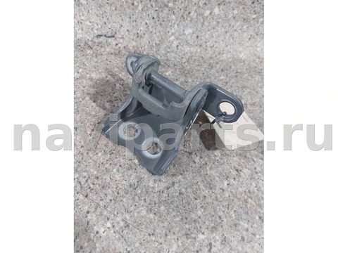 Петля двери передней правой Honda Accord, 2009 г., арт. 46023040900