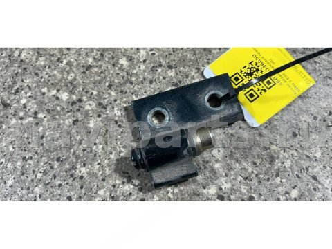 Петля двери передней правой BMW 5 E39, 1998 г., арт. 46023046650