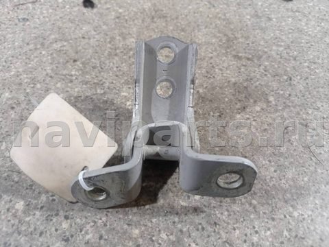 Петля двери передней правой Toyota Yaris, 2007 г., арт. 46023062083, фото 2
