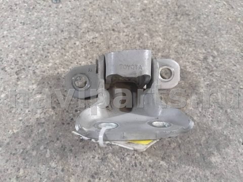 Петля двери передней правой Toyota Yaris, 2007 г., арт. 46023062084