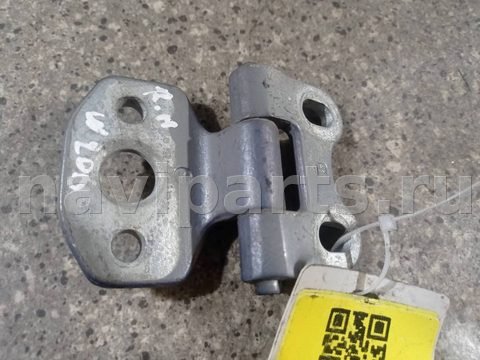 Петля двери передней правой Mercedes CLK W208, 1999 г., арт. 46023062641