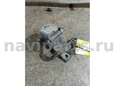 Петля двери передней правой Audi A6, 2003 г., арт. 46023062785