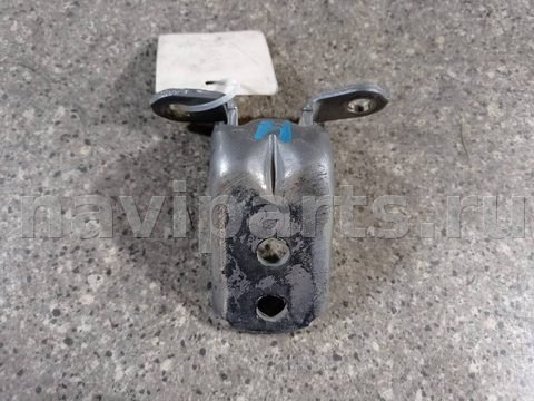 Петля двери передней правой Nissan Tiida, 2008 г., арт. 46023062813