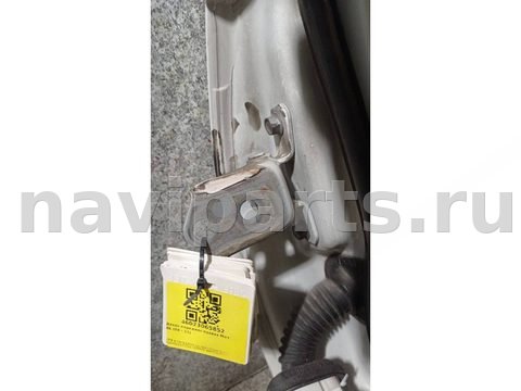 Петля двери передней правой Mazda 3, 2010 г., арт. 46023065856