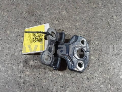 Петля двери передней правой Mercedes E W210, 1997 г., арт. 46023066062