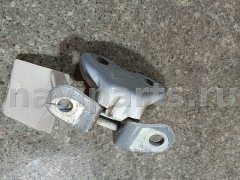 Петля двери передней правой Toyota Verso, 2014 г., арт. 46023070428, фото 2