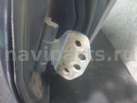 Петля двери передней правой Mercedes E W124, 1996 г., арт. 46023074108