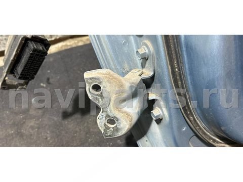 Петля двери передней правой Hyundai i20, 2010 г., арт. 46023074215