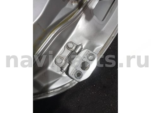 Петля двери передней правой Mercedes C W202, 1995 г., арт. 46023074677