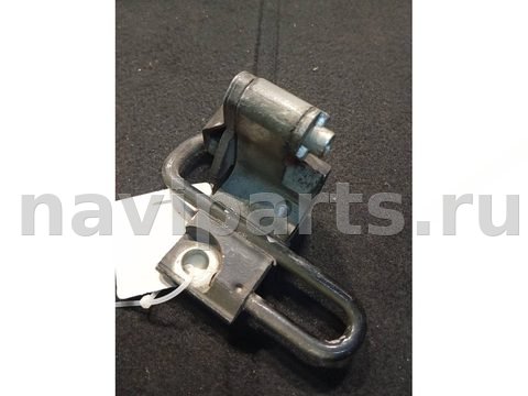 Петля двери передней правой Volkswagen Passat, 2008 г., арт. 46023081433