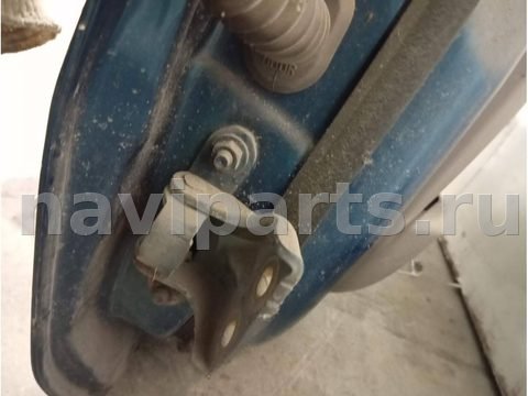 Петля двери передней правой Nissan Almera Tino, 2005 г., арт. 46023082244_1