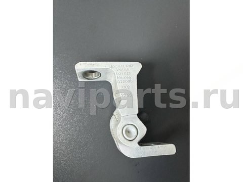 Петля двери передней правой Volkswagen Taos, 2023 г., OEM 8X0831404E, арт. 4728483