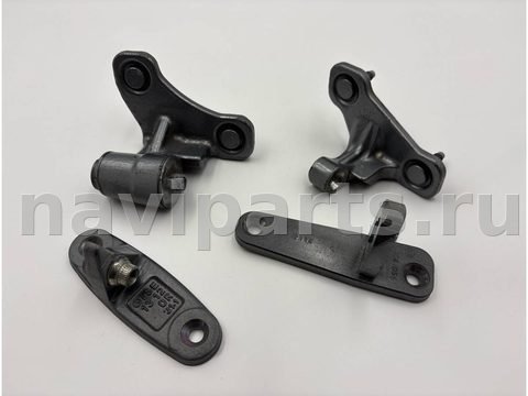Петля двери передней правой Mercedes E W212, 2014 г., OEM A2128800060, арт. 561