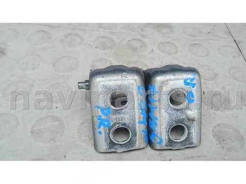 Петля двери передней правой Peugeot 3008, 2017 г., арт. 5BM17FB01