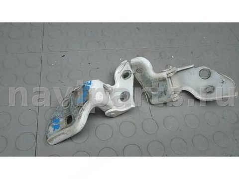 Петля двери передней правой Peugeot Boxer, 2018 г., арт. 7GM06FB01
