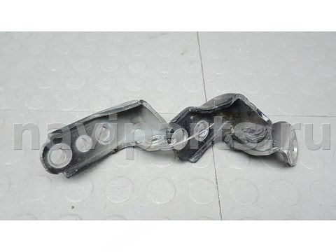Петля двери передней правой Ford Ecosport, 2015 г., арт. 7OK28FB01