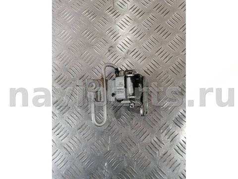 Петля двери передней правой Volkswagen Golf, 1998 г., OEM 4B0831412A, арт. 88200988