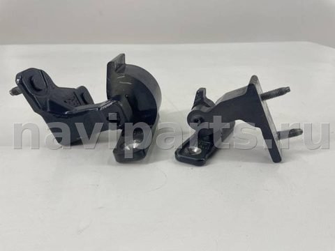 Петля двери передней правой Mercedes C, 2016 г., OEM A2057200437, арт. 93