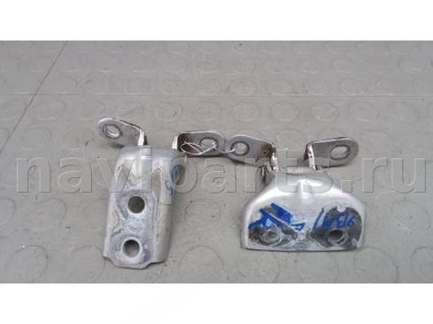 Петля двери передней правой Kia Sorento, 2010 г., OEM 793202B020, арт. 9BM15FB01