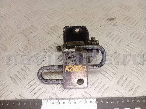 Петля двери передней правой Audi A3, 2000 г., OEM 8L3831412, арт. A26727