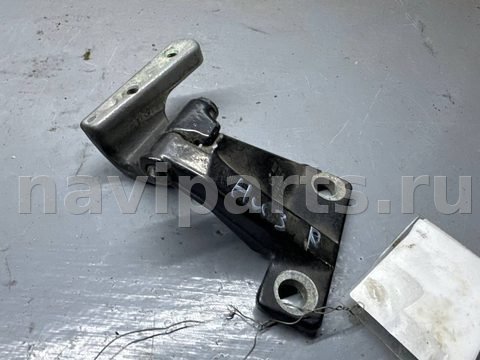 Петля двери передней правой Volkswagen Beetle, 1999 г., OEM 1C0831412A, арт. B110536076