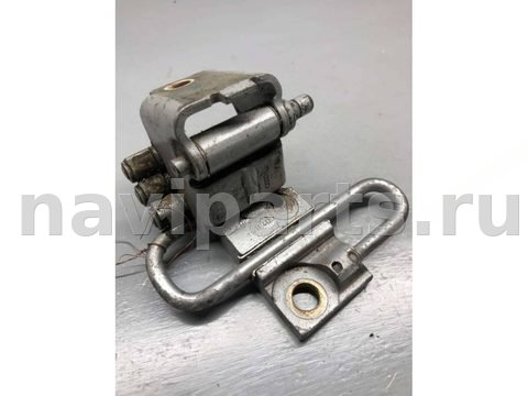 Петля двери передней правой Audi A4 B7, 2006 г., OEM 8E0831412B, арт. B52899146