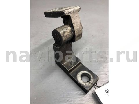 Петля двери передней правой Audi A6 C6, 2004 г., OEM A046573, арт. B60543944