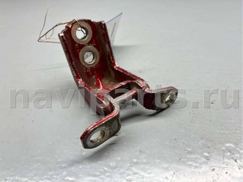 Петля двери передней правой Nissan Sentra, 2015 г., OEM 824204P00A, арт. B65900764