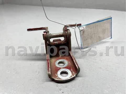 Петля двери передней правой Nissan Sentra, 2015 г., OEM 824214P00A, арт. B65900791