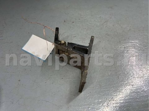 Петля двери передней правой Audi A8 D2, 1999 г., OEM 4D0831402, арт. B85583673, фото 3