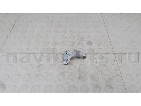 Петля двери передней правой Land-Rover Freelander, 2013 г., арт. CBM27FB01