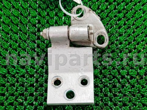 Петля двери передней правой Mercedes Vito W638, 2002 г., арт. D20976